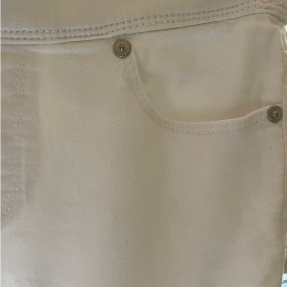 Martha Stewart White a stretch Waist Pull On Jeans - Picture 5 of 5